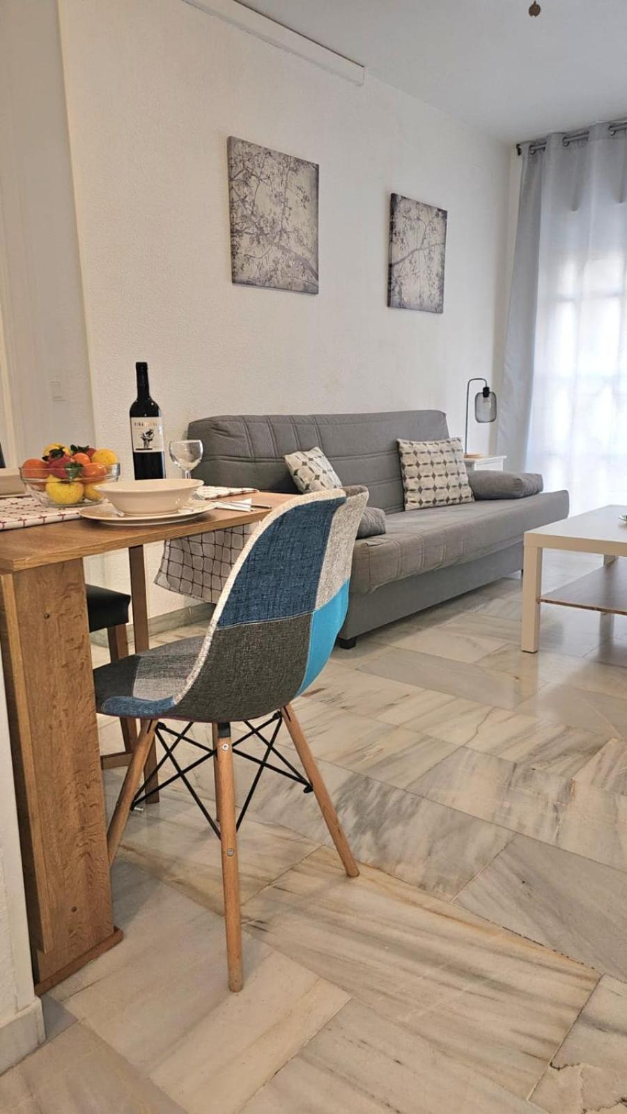 Ideal Holiday Apartment One Bedroom City Center Málaga Exteriör bild