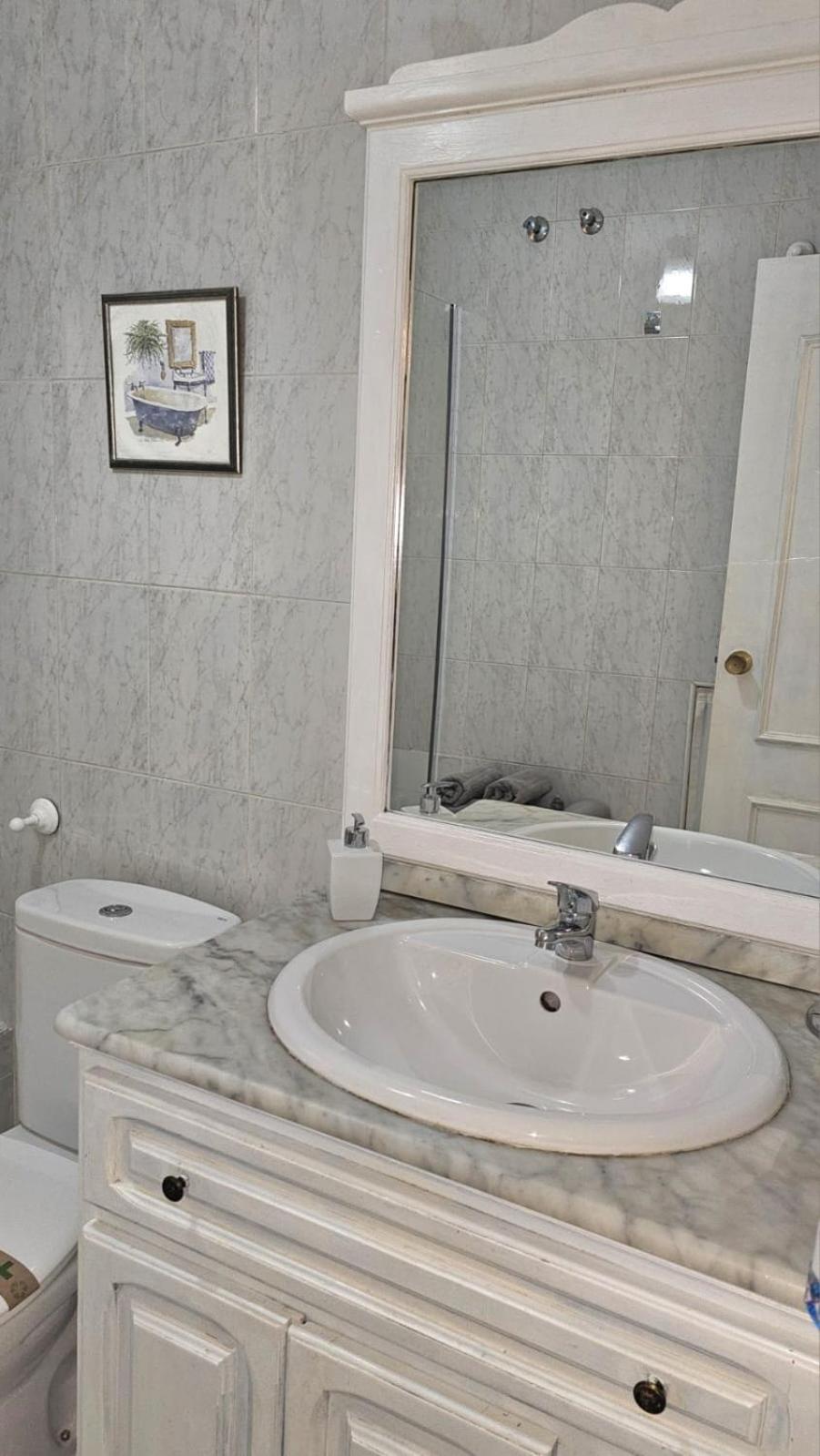 Ideal Holiday Apartment One Bedroom City Center Málaga Exteriör bild