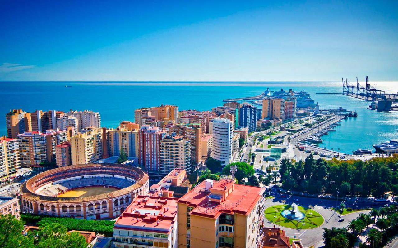 Ideal Holiday Apartment One Bedroom City Center Málaga Exteriör bild