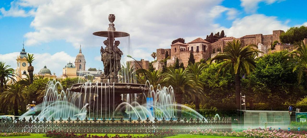 Ideal Holiday Apartment One Bedroom City Center Málaga Exteriör bild